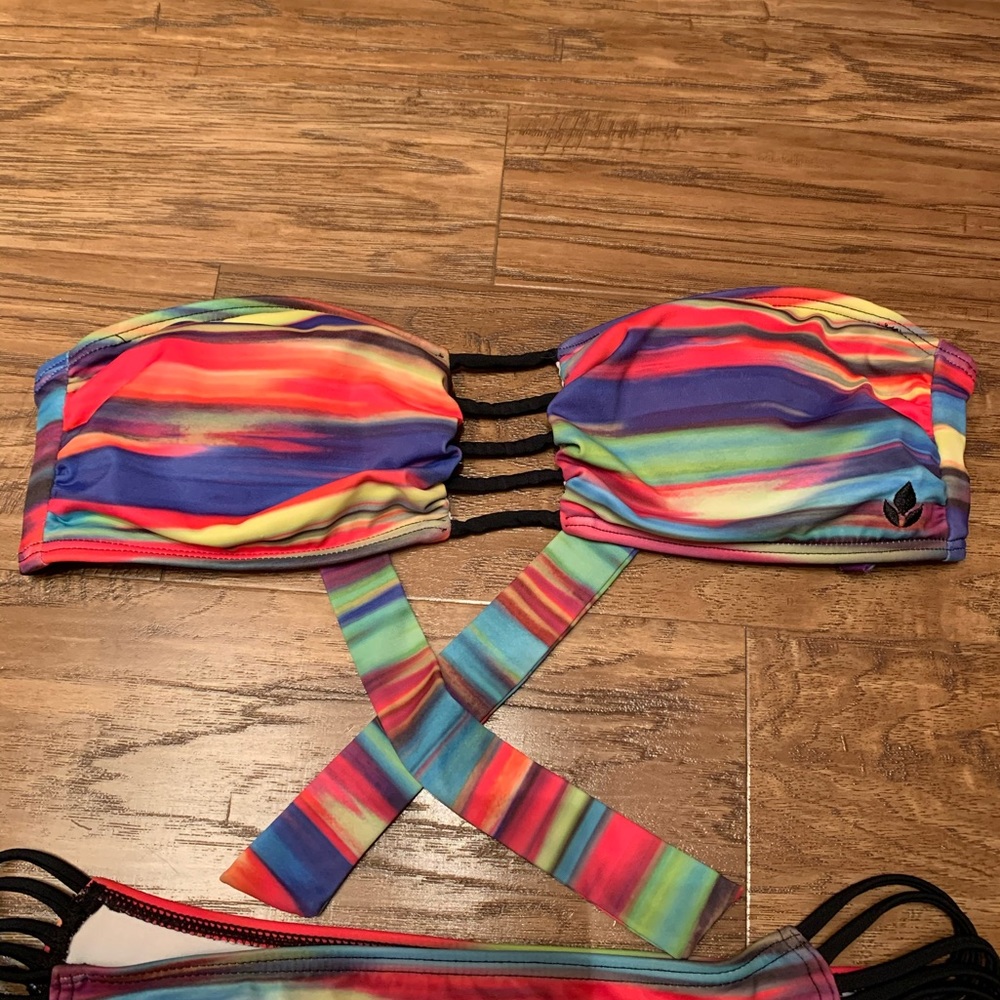 Roxy bikini - Picture 2 of 3